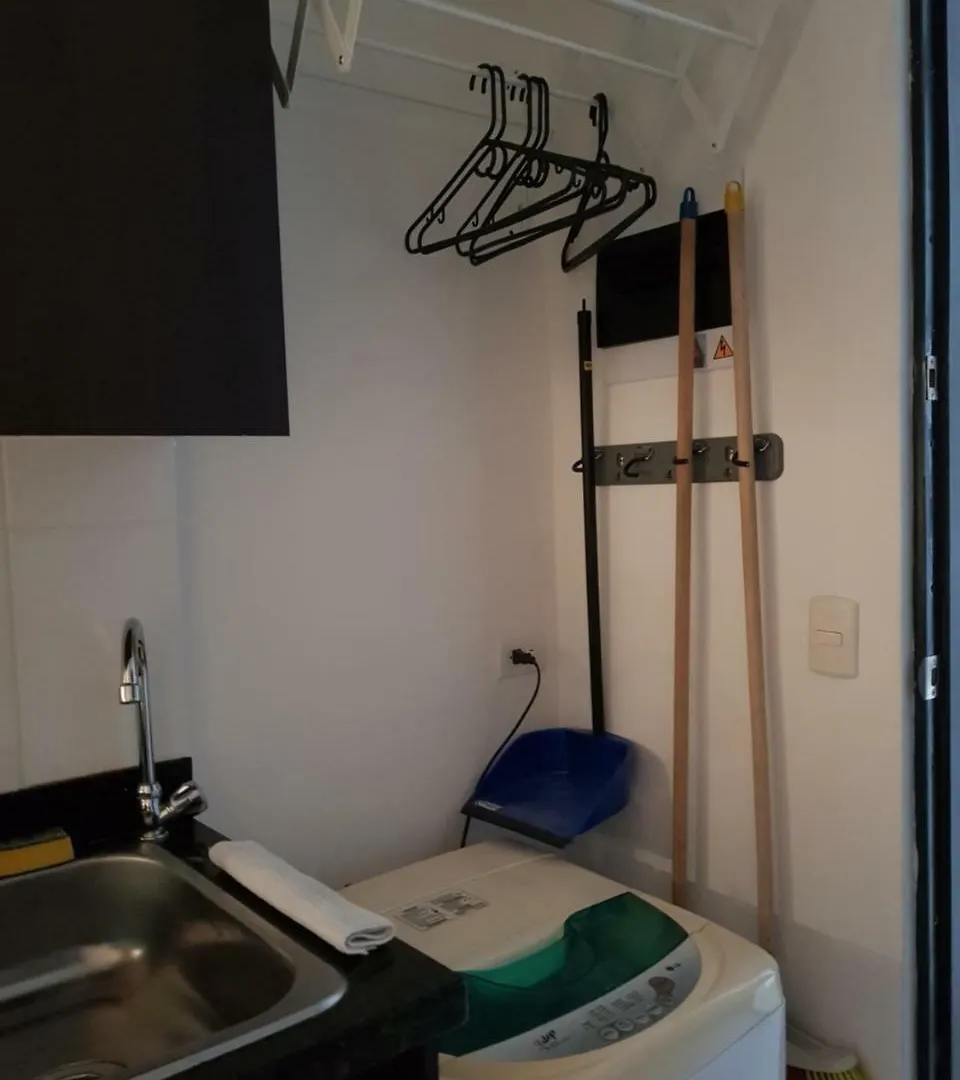 Apartasuites Medellin Los Molinos