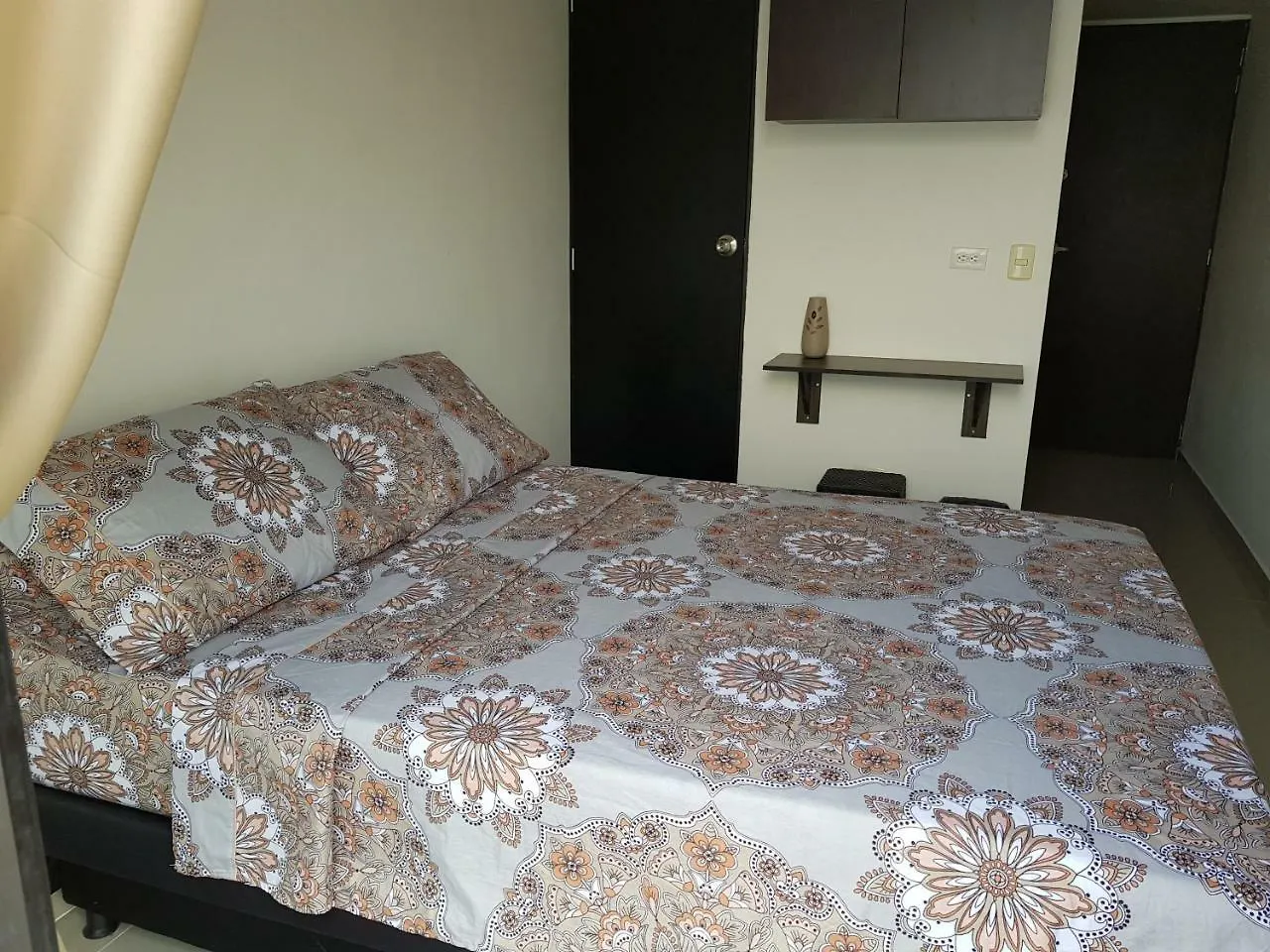 Apartasuites Medellin Los Molinos Colombia